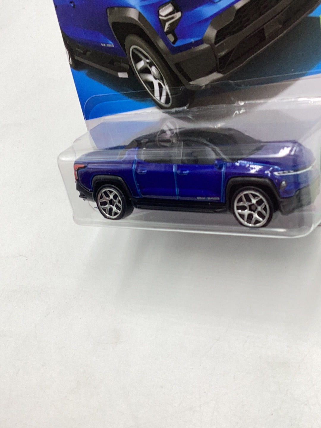 2024 Hot Wheels E Case #110 Silverado EV RST 18B