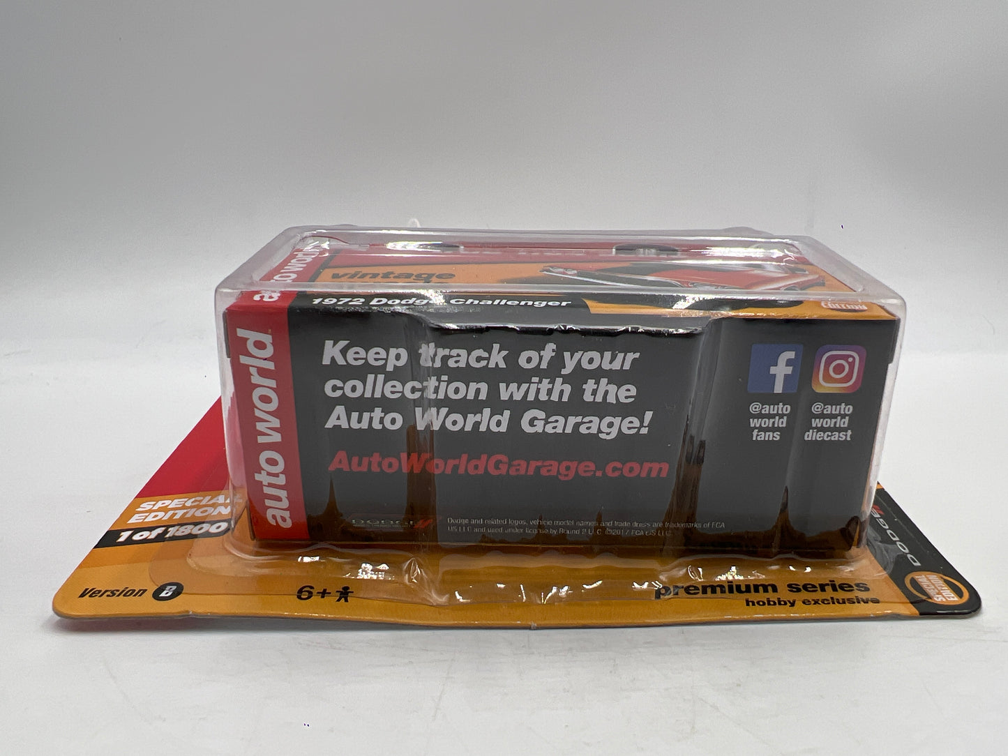 Auto World Vintage Muscle Hobby Exclusive 1/1800 1972 Dodge Challenger Orange