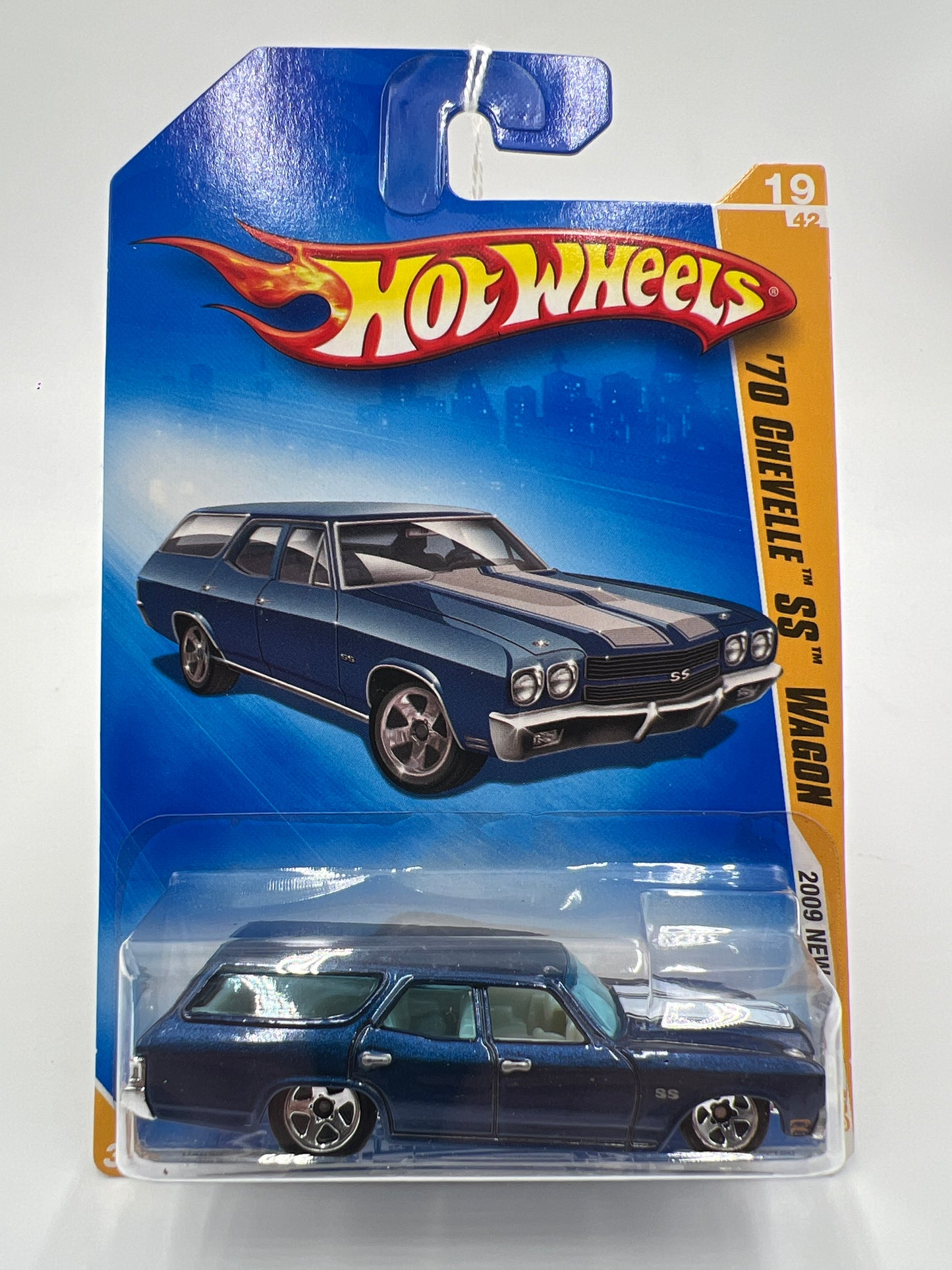 2009 Hot Wheels New Models #19 70 Chevelle SS Wagon Blue 10i