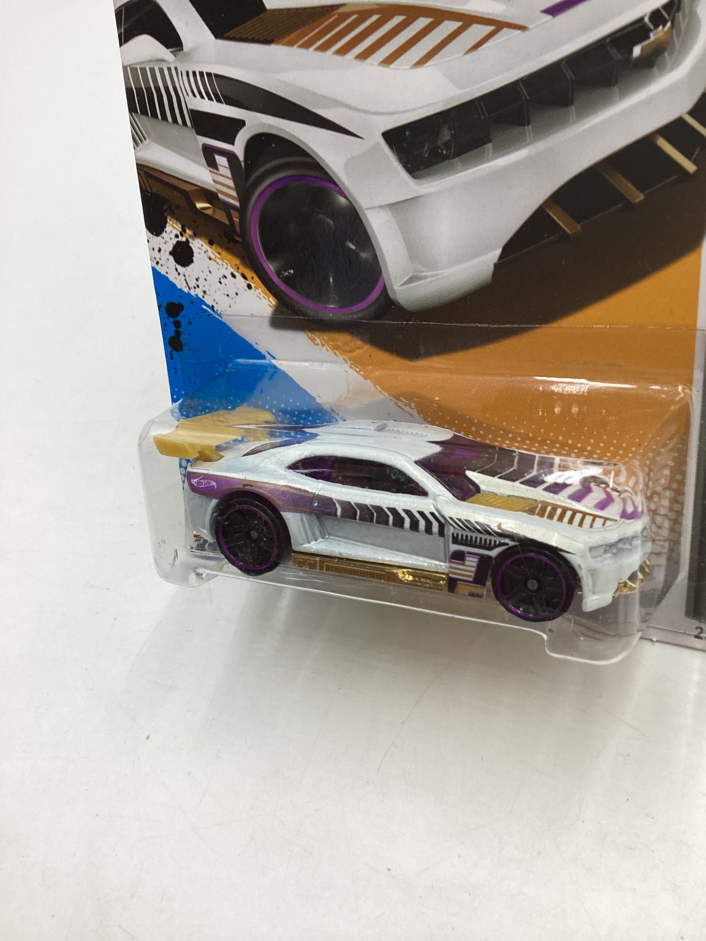 2012 Hot Wheels #226 White Custom 11 Camaro 9i