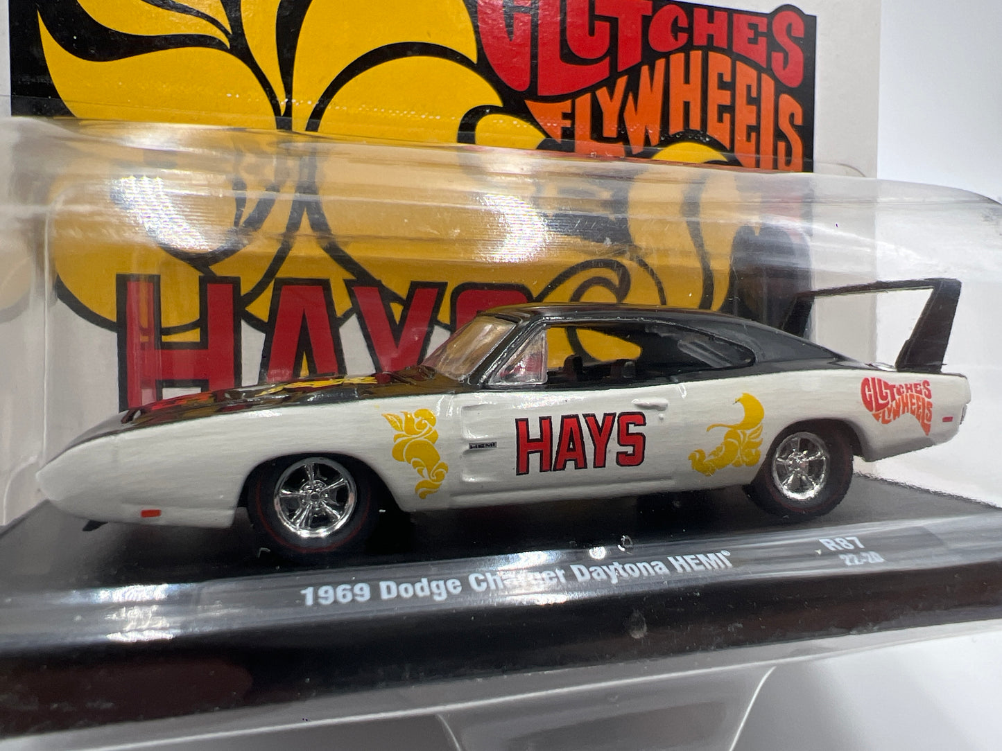 M2 Machines Auto Drivers 1969 Dodge Charger Daytona Hemi White/Black Hays R87 188P