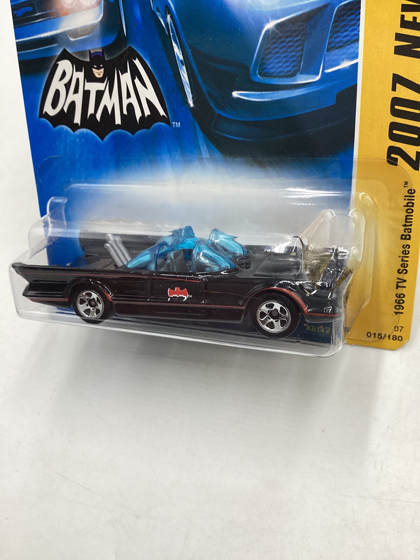 2007 Hot Wheels #015 TV Batmobile 119E