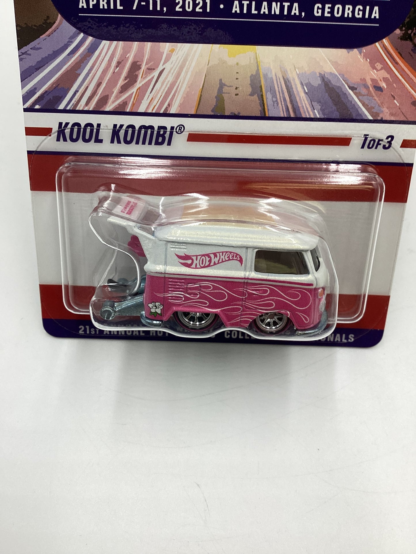 2021 Hot Wheels 21st Annual Collectors Nationals  #3354/5500 Kool Kombi Pink/White W/Protector