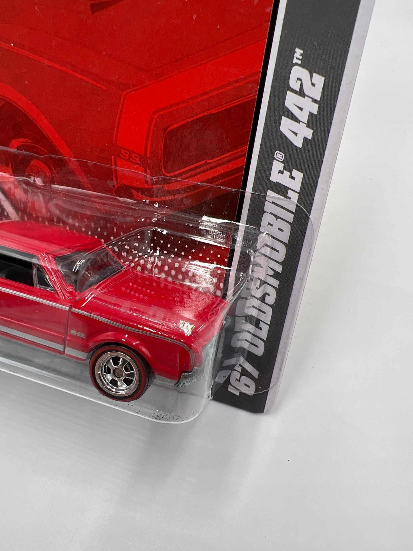 Hot Wheels Premium Garage Series #13 67 Oldsmobile 442 Red W/Protector