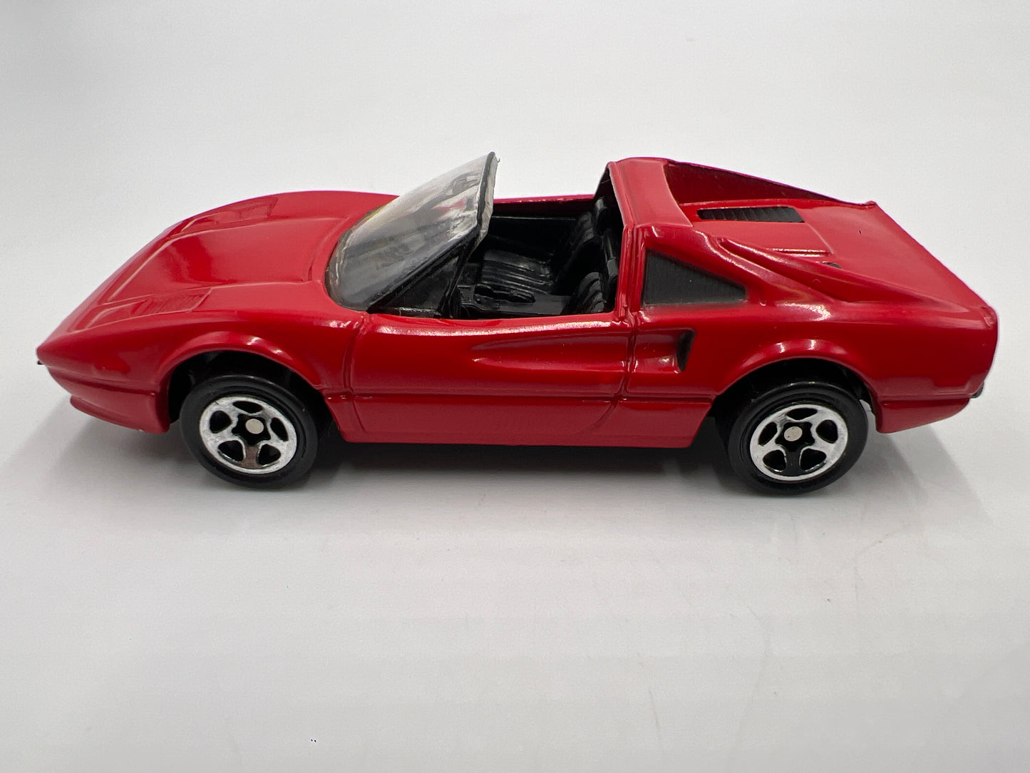 Hot Wheels Mainline Ferrari 308 GTS Red Loose