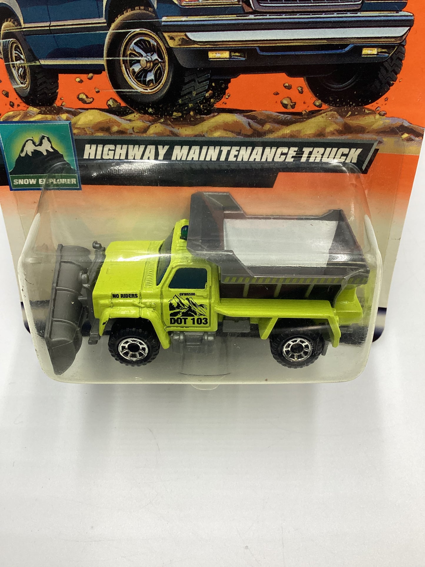 2000 Matchbox #79 Highway Maintenance Truck Yellow 206E