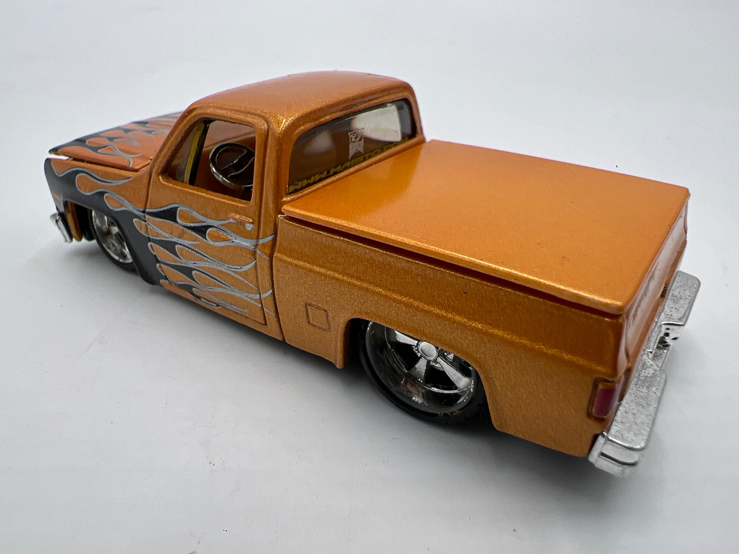 Maisto G Ridez 1987 Chevy 1500 Orange Loose