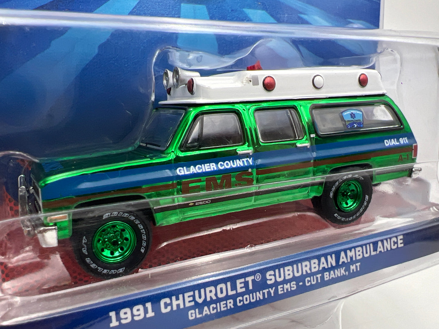 Greenlight First Responders Series 2 Greenie CHASE 1991 Chevrolet Suburban Ambulance Glacier County EMS
