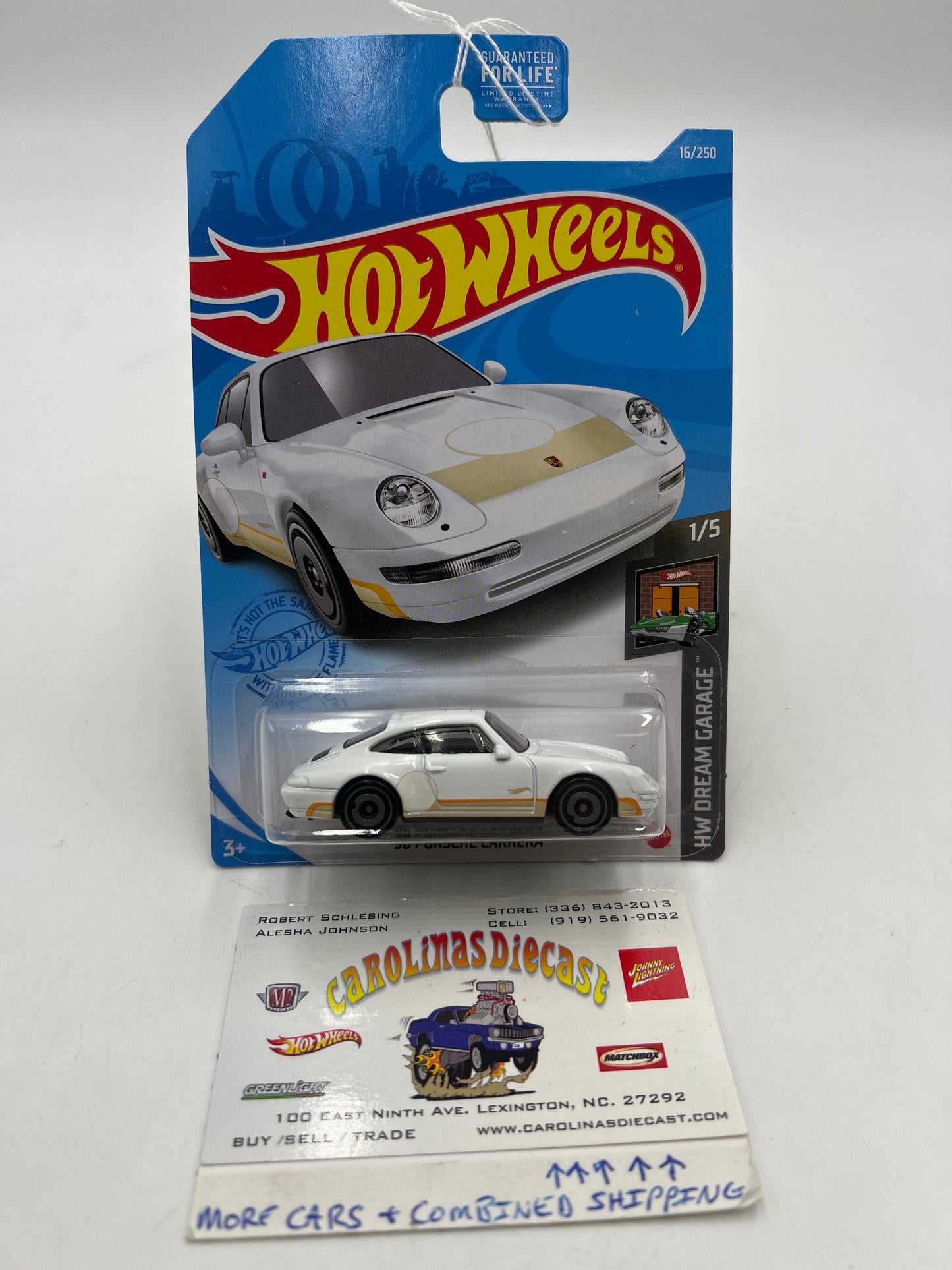 2020 HW Dream Garage #16 96 Porsche Carrera White 99E