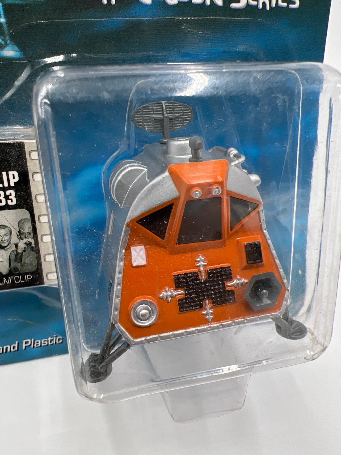 Johnny Lightning Lost In Space Clip #33 Space Pod Card Not Perfect 219B