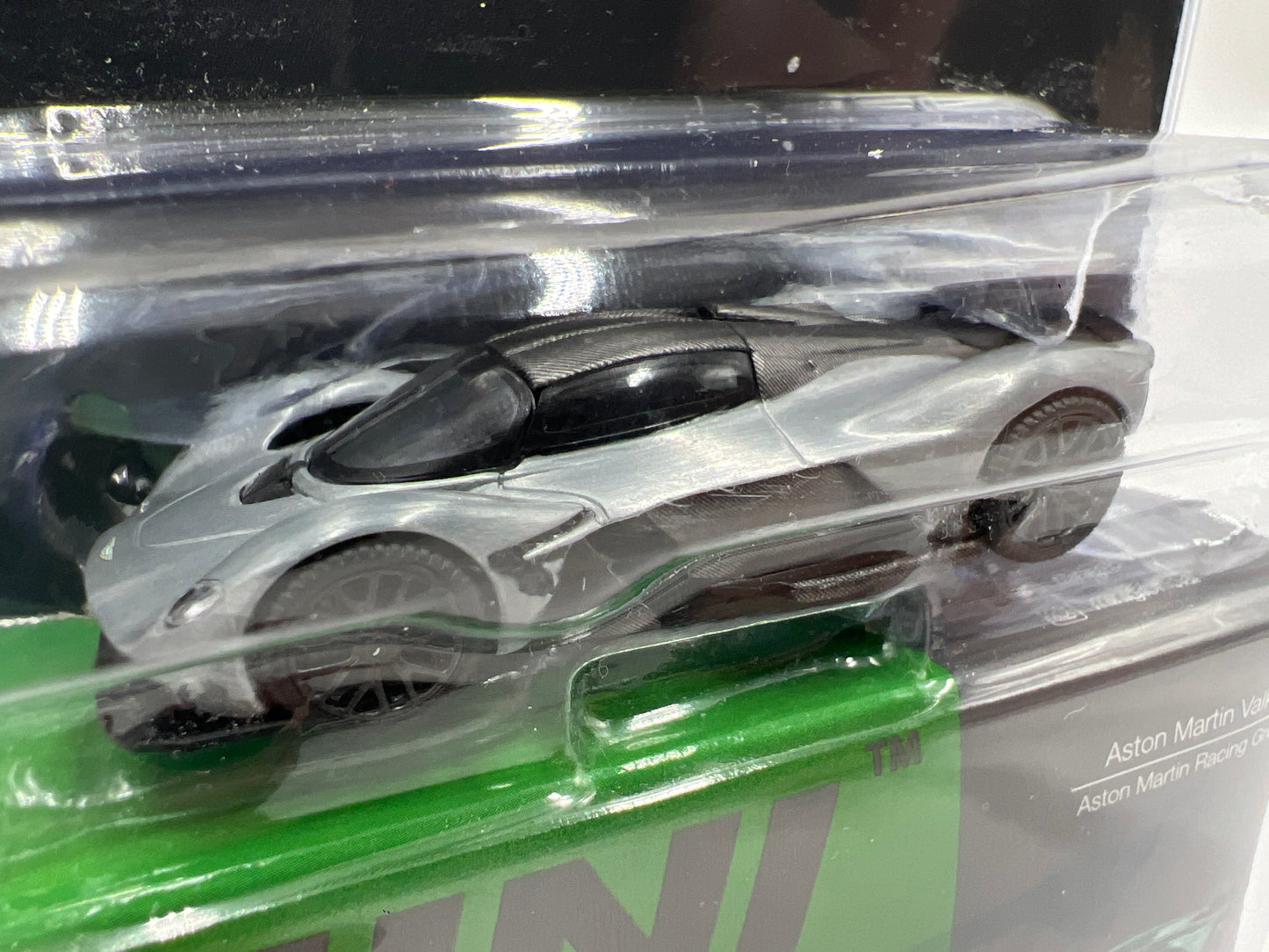 Mini GT Mijo Exclusives #600 CHASE Aston Martin Valkyrie