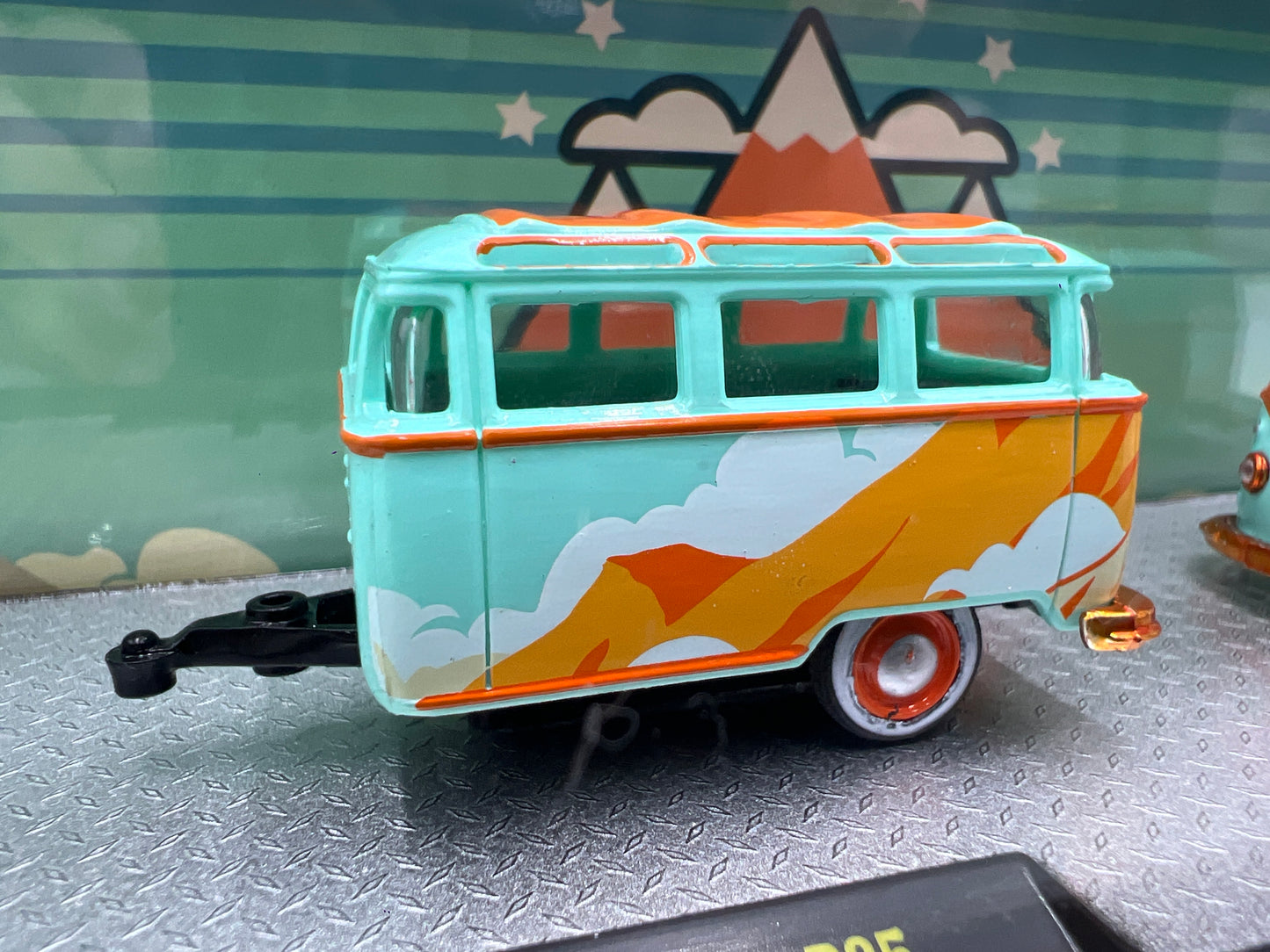 2025 M2 Machines Auto Haulers CHASE 1959 VW Double Cab Truck USA Model & 1960 VW Delivery Van & Trailer R85