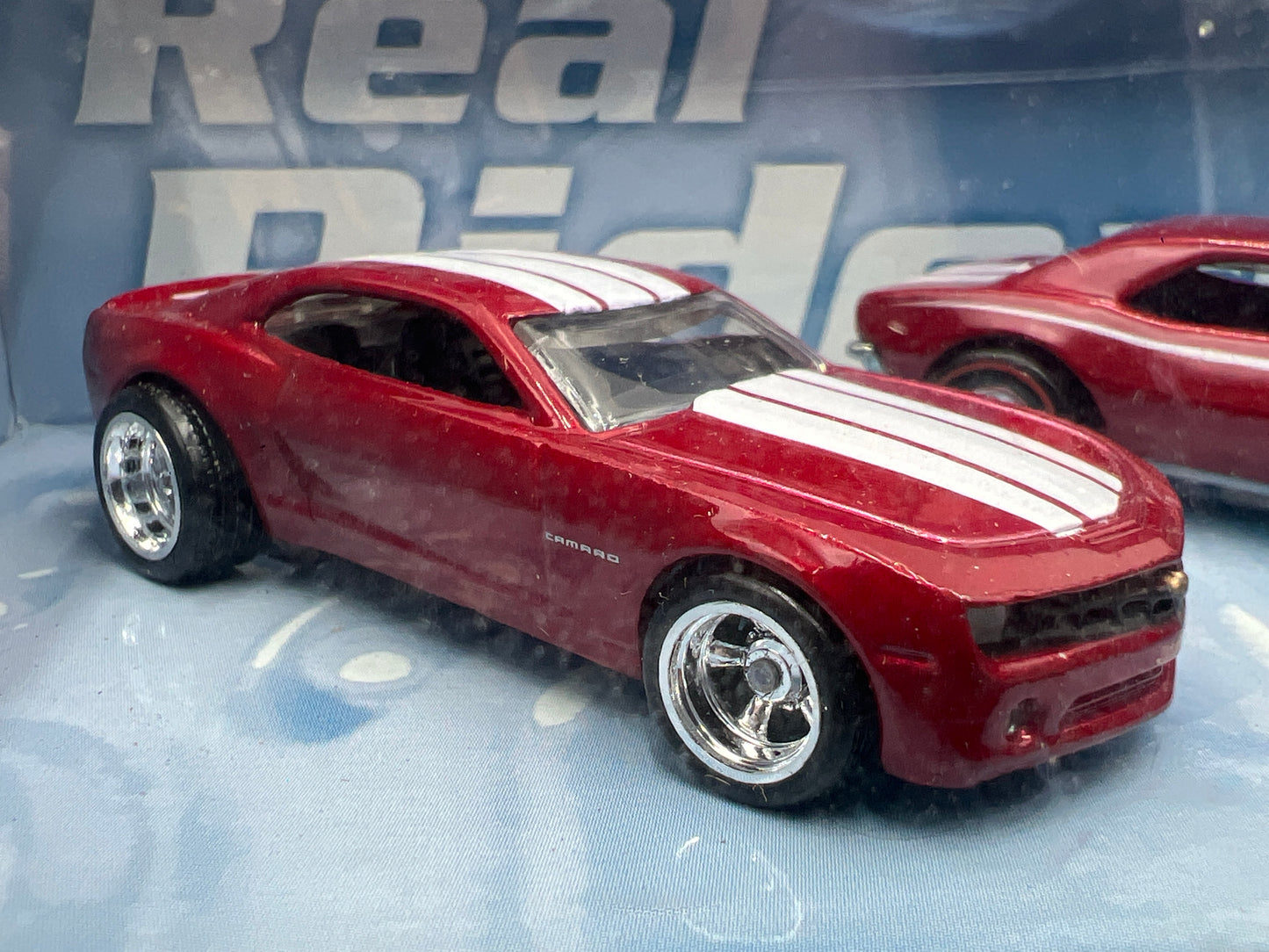 2006 Hot Wheels Real Riders 2 Pack Limited Edition 67 Camaro & 06 Camaro Concept Red
