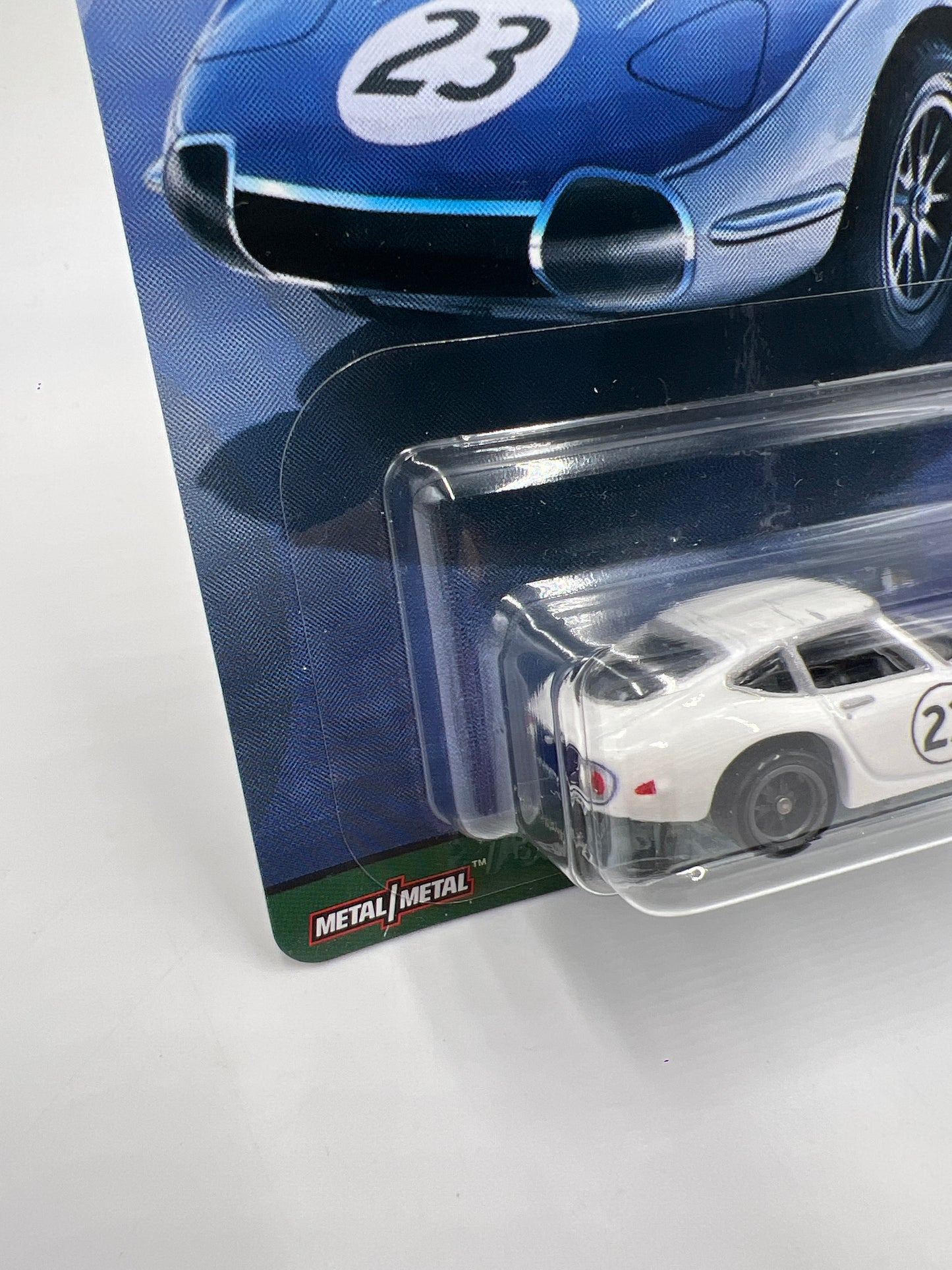 Hot Wheels Premium Toyota #3 Toyota 2000 GT White 253i