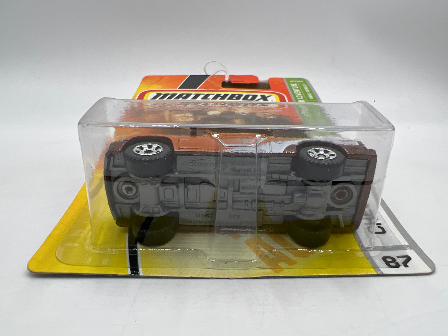 Matchbox Outdoor Adventure #87 Chevy Silverado Orange/Brown 209D