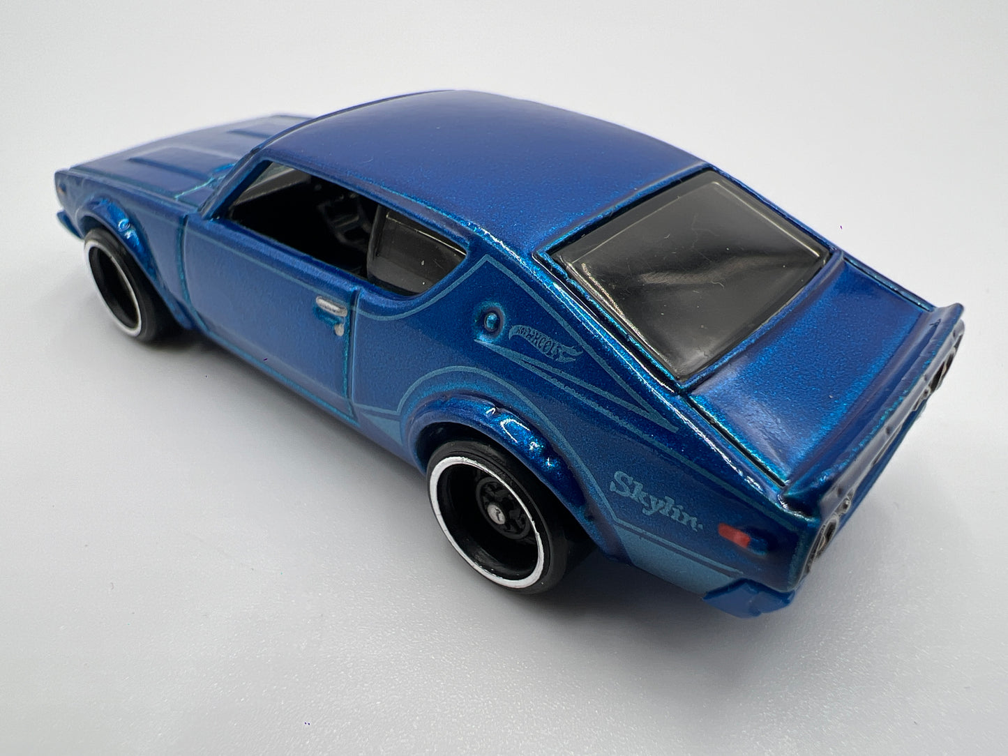 Hot Wheels 1/64 Nissan Skyline 2000 GT-R Blue Loose