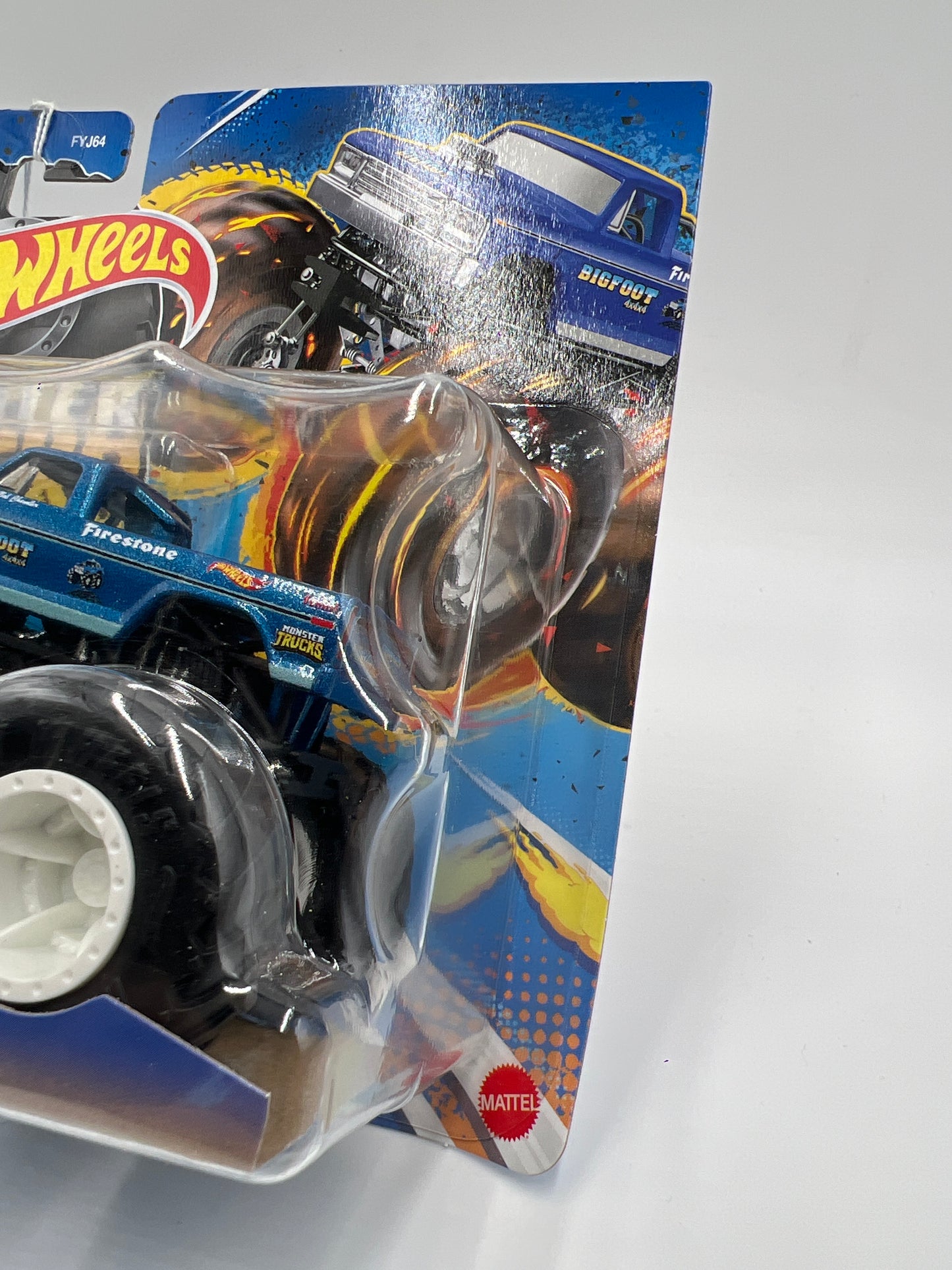 Hot Wheels Monster Trucks Demolition Doubles Snake Bite Vs Bigfoot 4x4x4