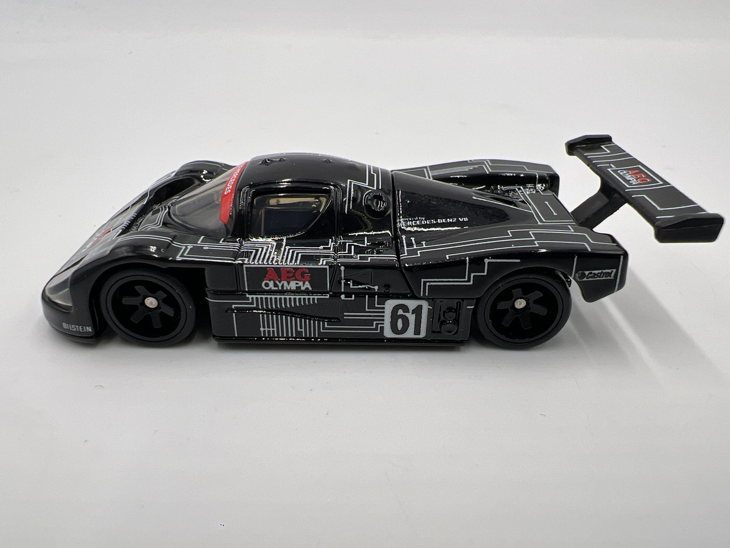 Hot Wheels 1/64 Premium Diorama Set Sauber-Mercedes C9 Black Loose