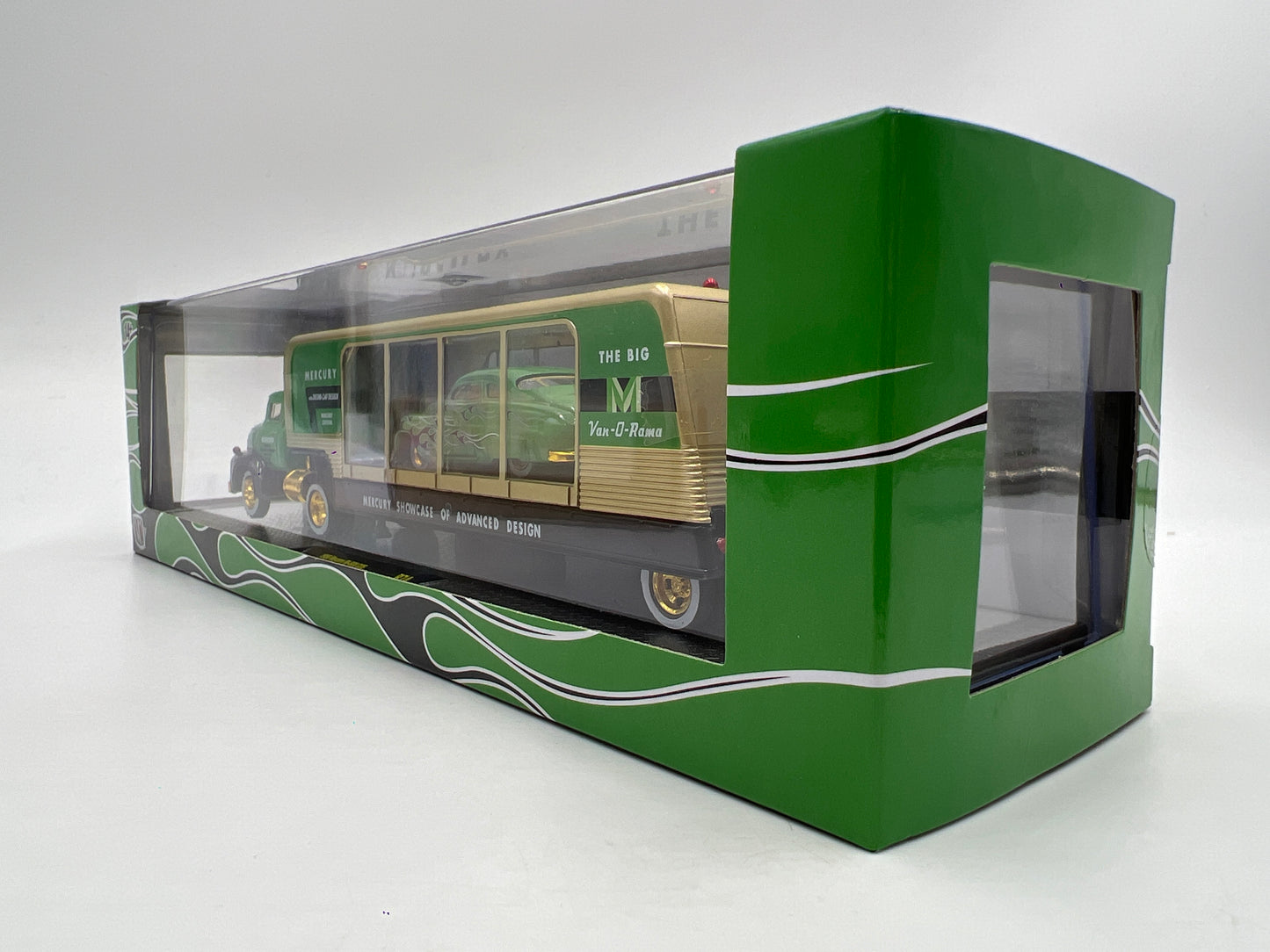 M2 Machines Auto Haulers CHASE 1956 Mercury M-600 COE & 1949 Mercury Custom R74