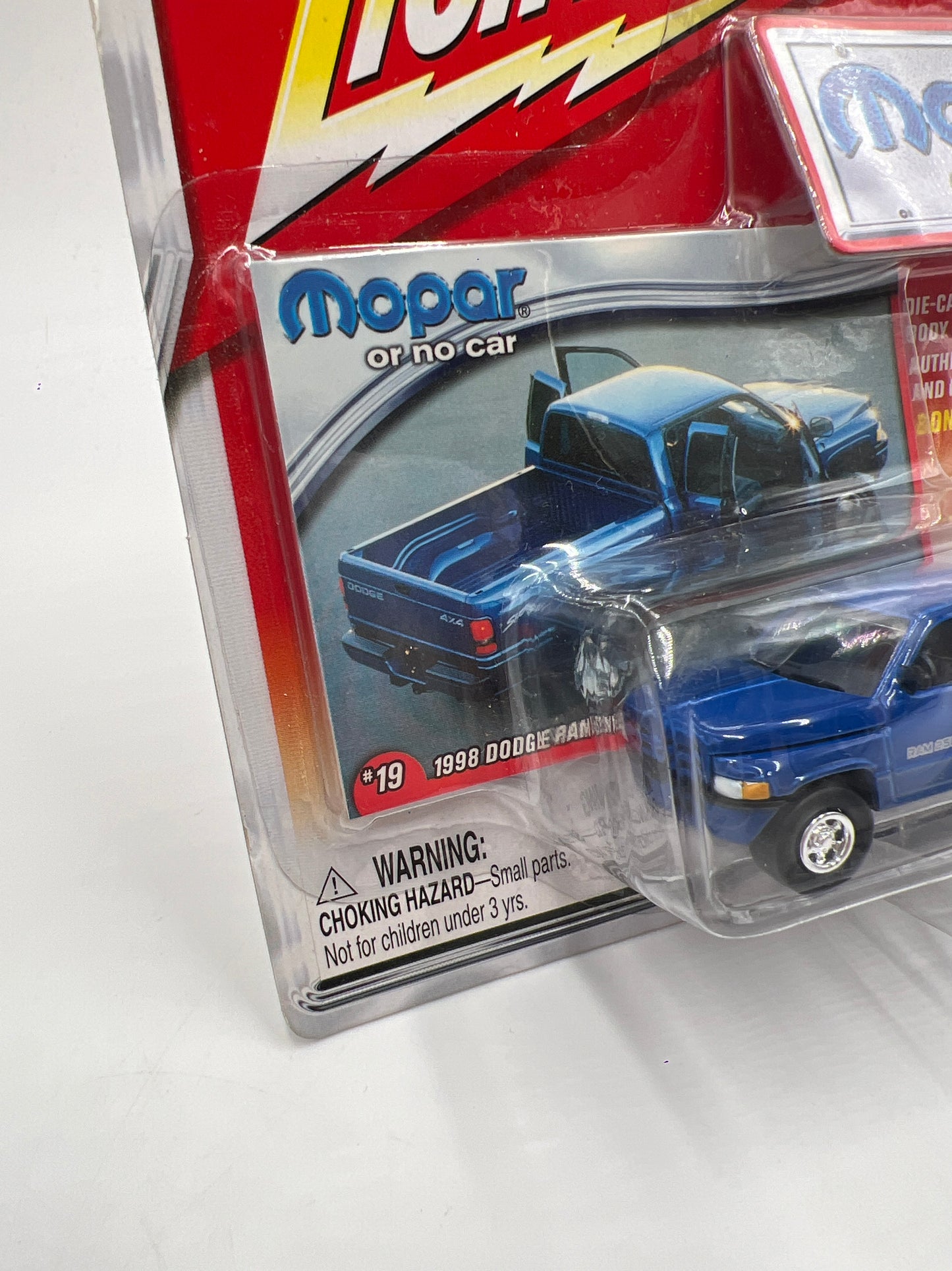 Johnny Lightning Mopar Or No Car #19 1998 Dodge Ram 2500 Blue