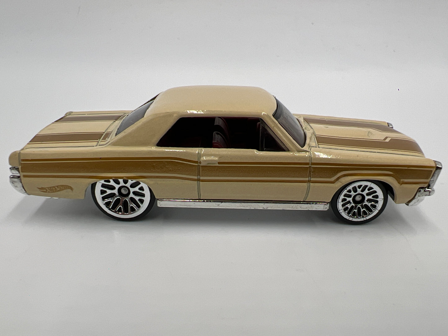 Hot Wheels 1/64 Multipack Exclusive 65 Pontiac GTO Tan Loose