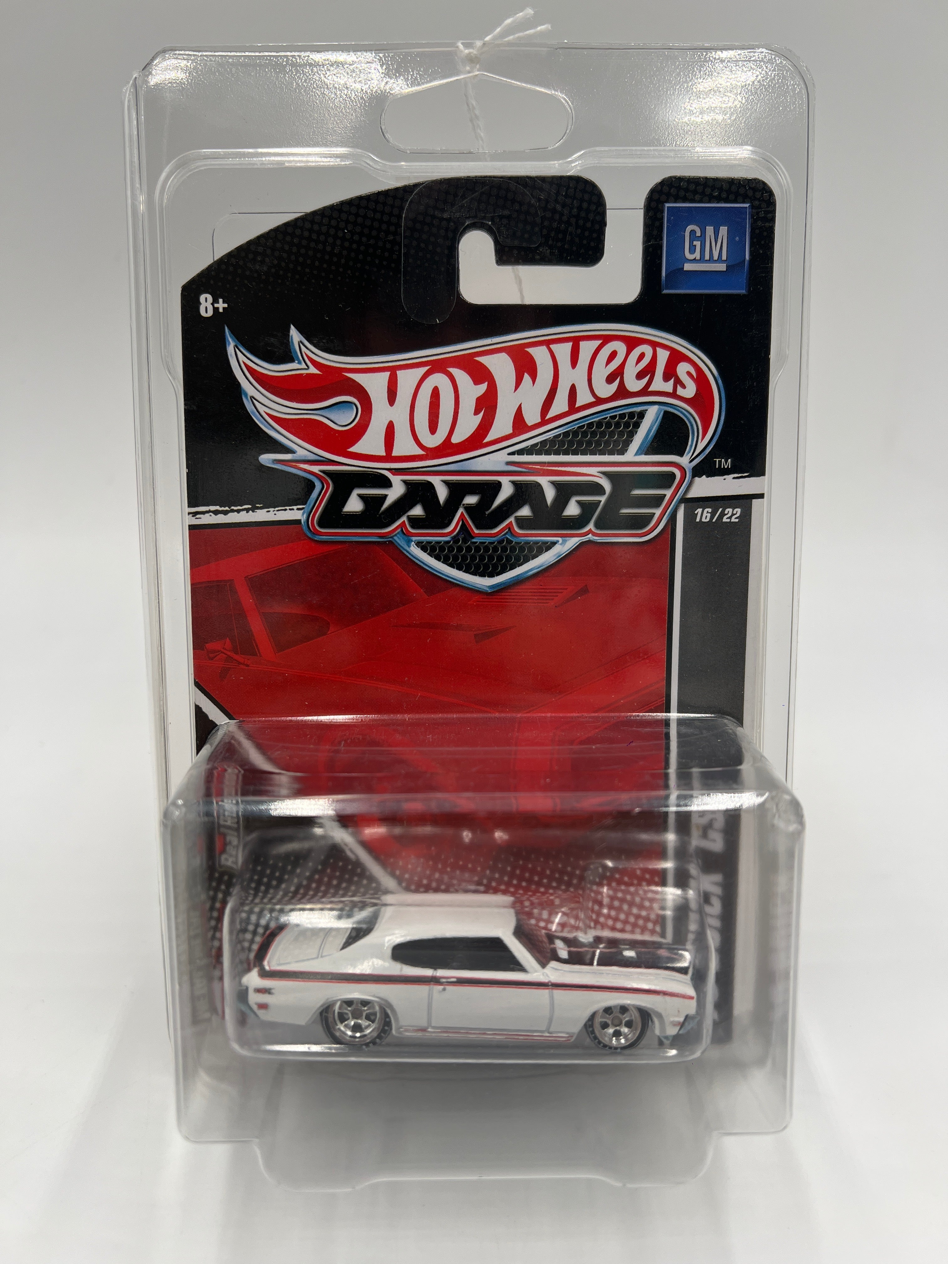 Hot Wheels Premium Garage Series #16 70 Buick GSX White W