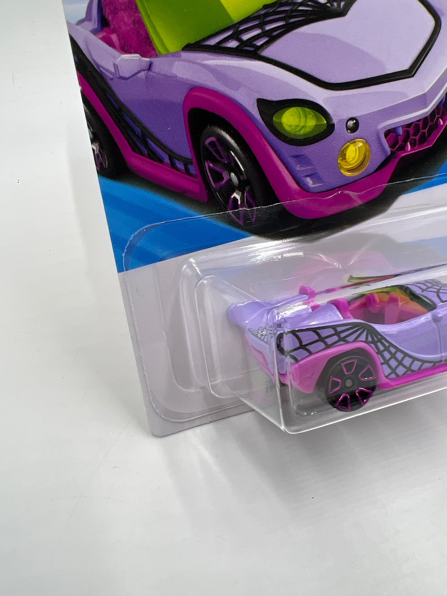 2026 Hot Wheels B Case Mattel #48 Monster High Ghoul Mobile Purple 121A