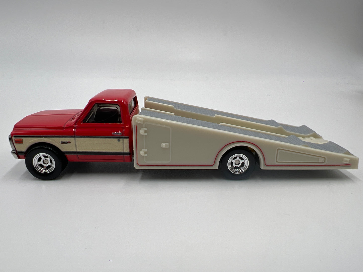 Hot Wheels 1/64 Premium Team Transport #54 61 Impala & 72 Chevy Ramp Truck Loose