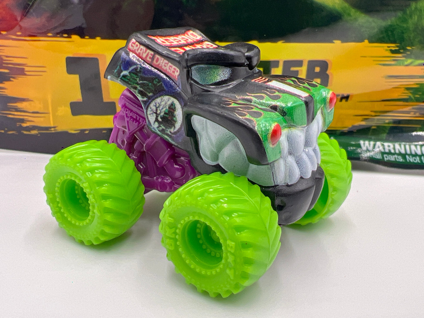 2026 Monster Jam Mini Series 20 #537 Grave Digger