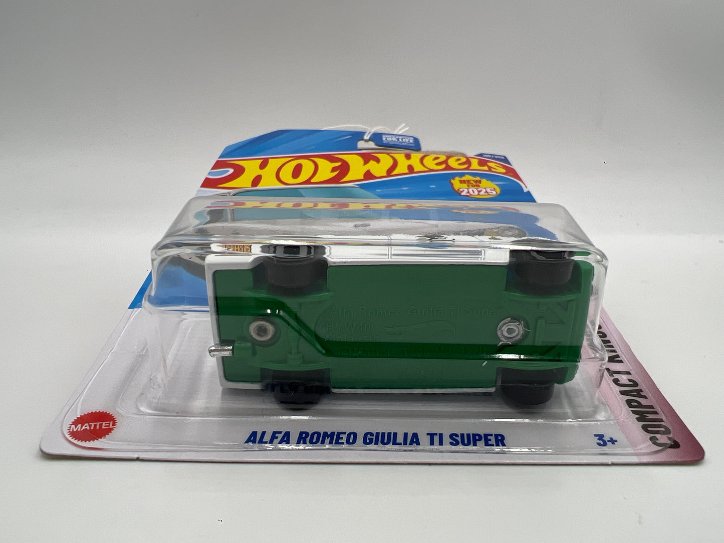2026 Hot Wheels A Case Compact Kings #195 Alfa Romeo Giulia TI Super White 68F
