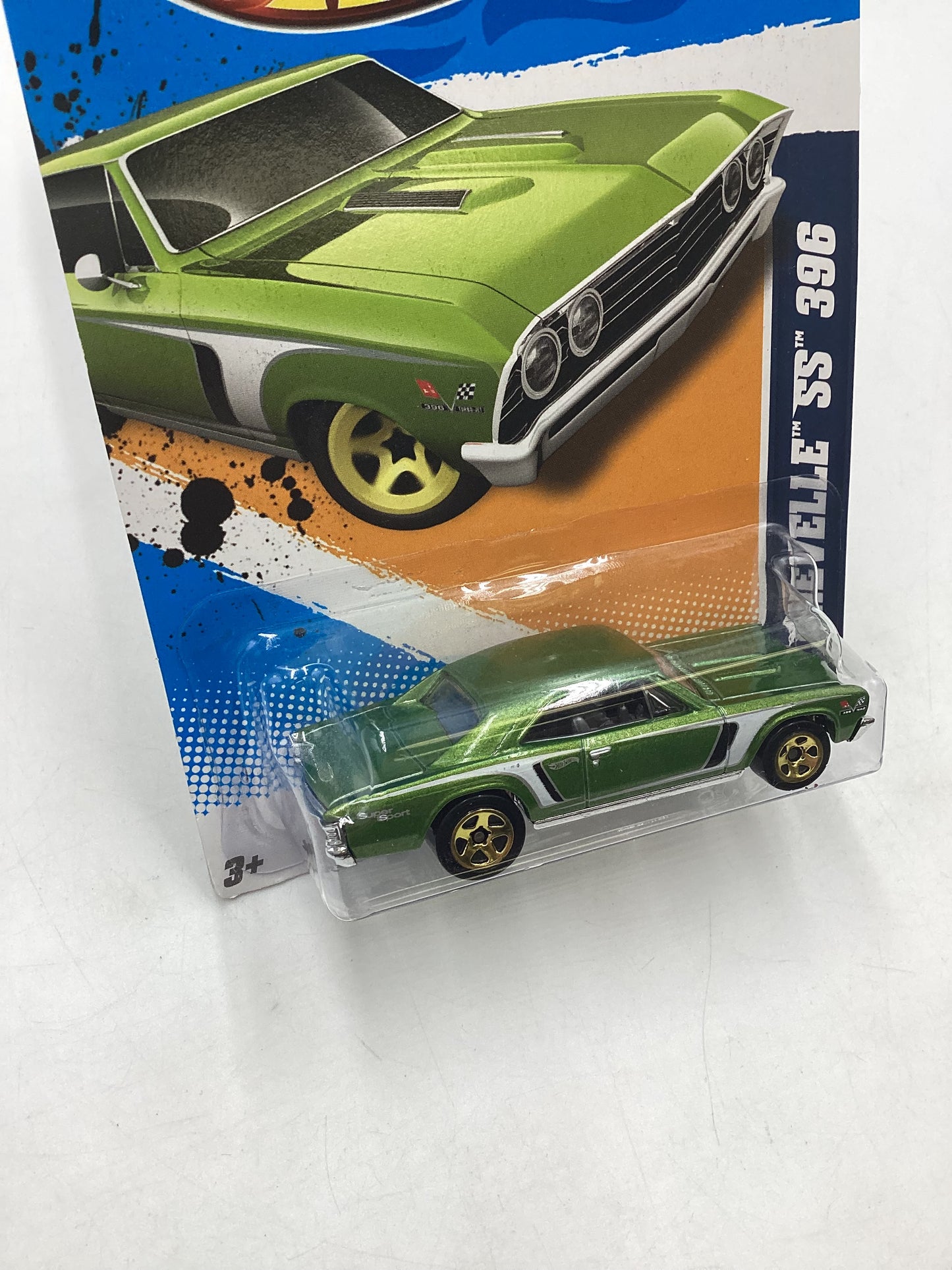 2012 Hot Wheels #110 67 Chevelle SS 396 Green 17B