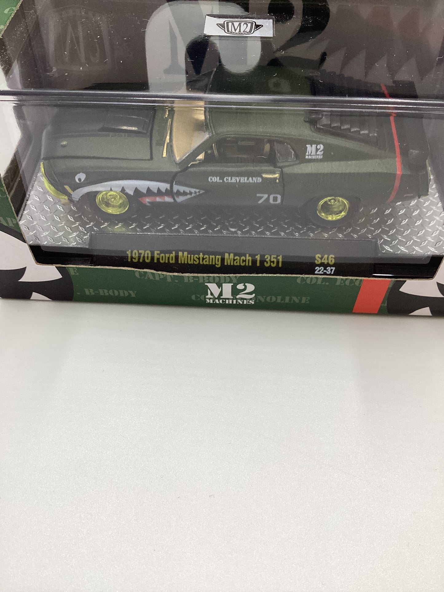 M2 Machines S46 Col. Cleveland 1970 Ford Mustang Mach 1 351 Green Chase with protector