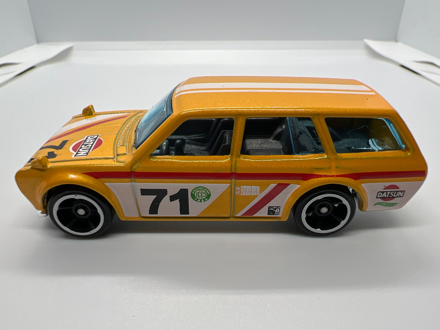 Hot Wheels 1/64 Mainline 71 Datsun 510 Wagon Yellow Loose