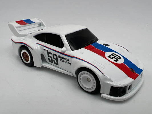 Hot Wheels 1/64 Premium Diorama Set Porsche 935 Brumos White Loose