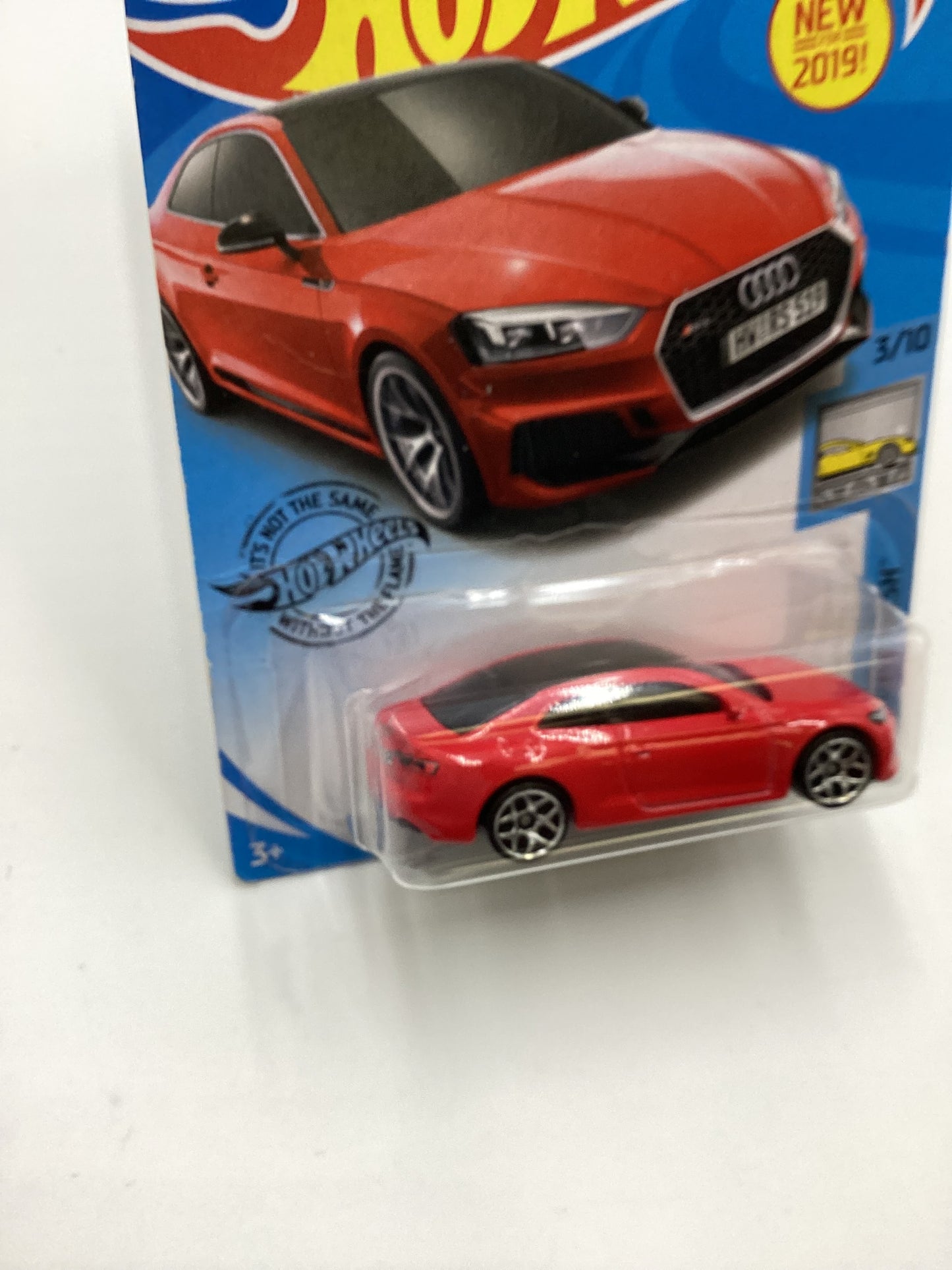 2019 Hot Wheels #225 Audi RS 5 Coupe Red 108C