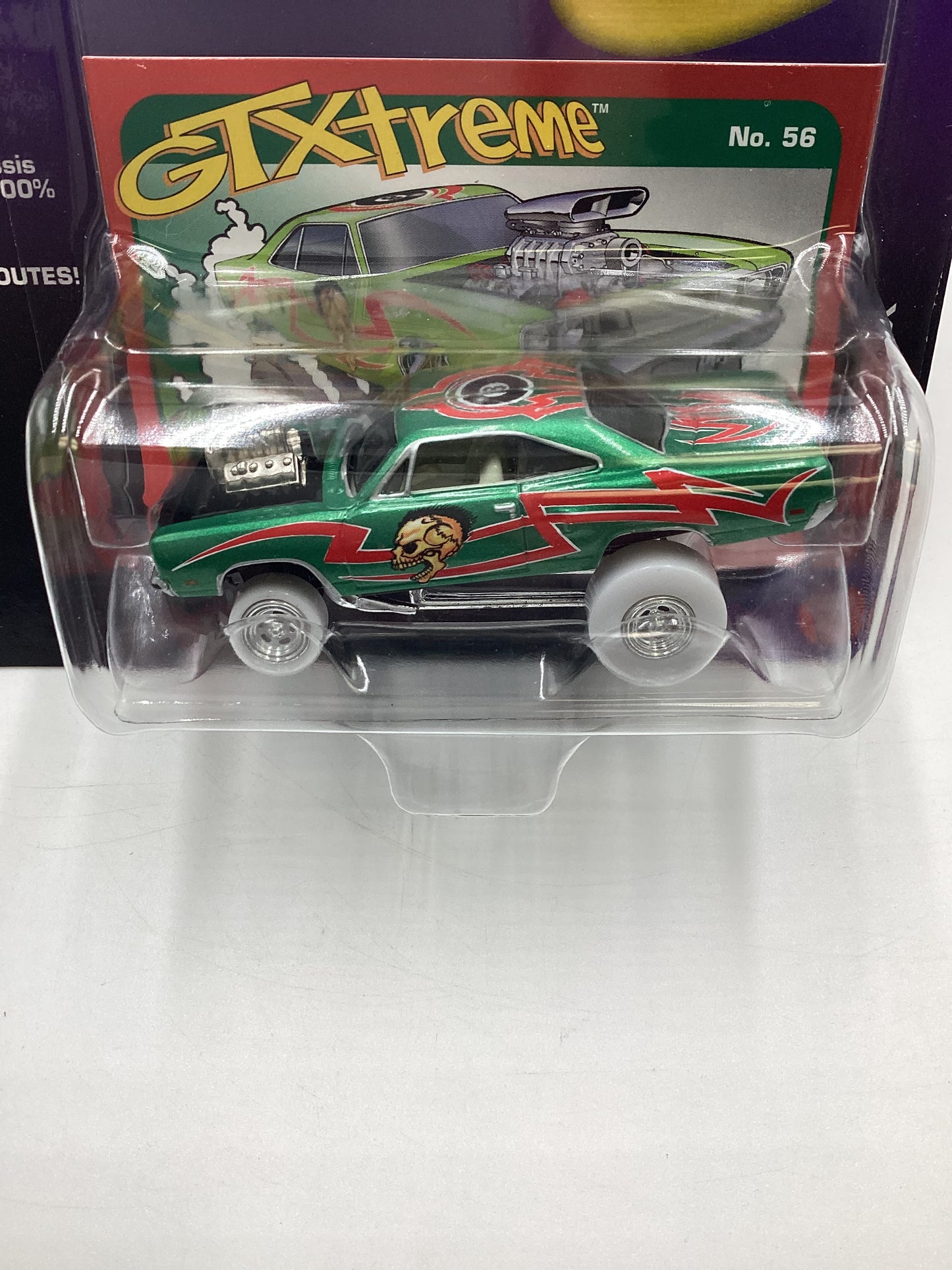 Johnny Lightning Street Freaks Zingers 70 Plymouth GTX Green White Lightning Chase with protector