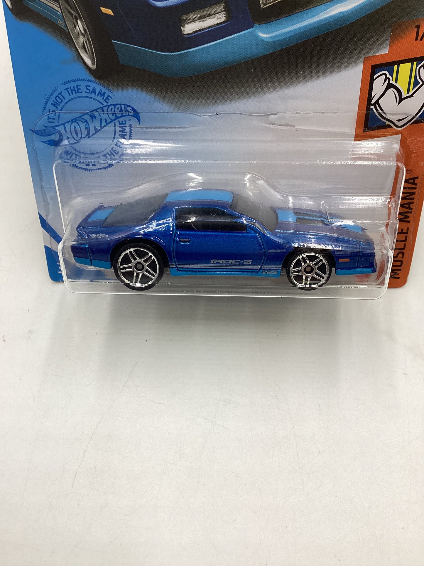 2021 Hot wheels Muscle Mania #191 85 Chevrolet Camaro Iroc-Z blue 1D