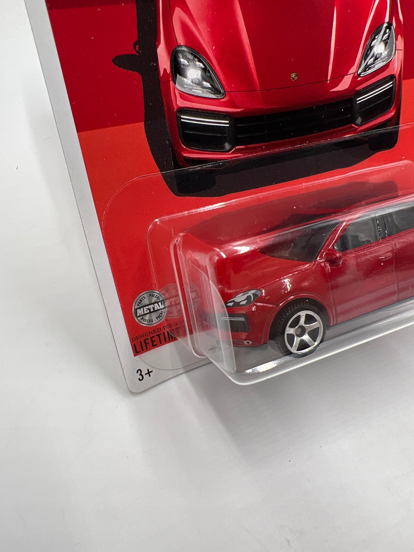 Matchbox Porsche Series #1 Porsche Cayenne Turbo Red