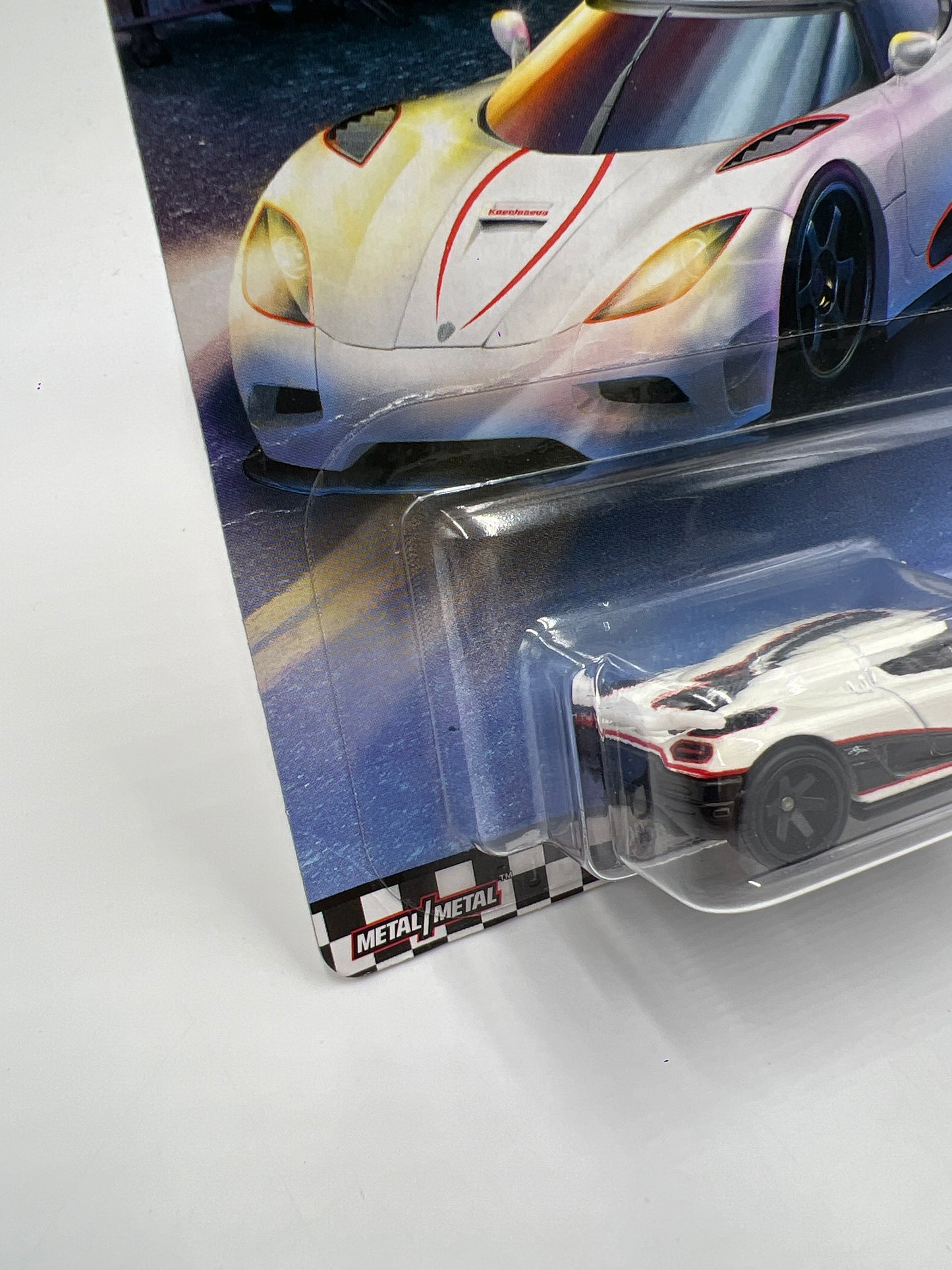 Hot Wheels Premium Boulevard #10 Koenigsegg Agera R White Bad Card 263A