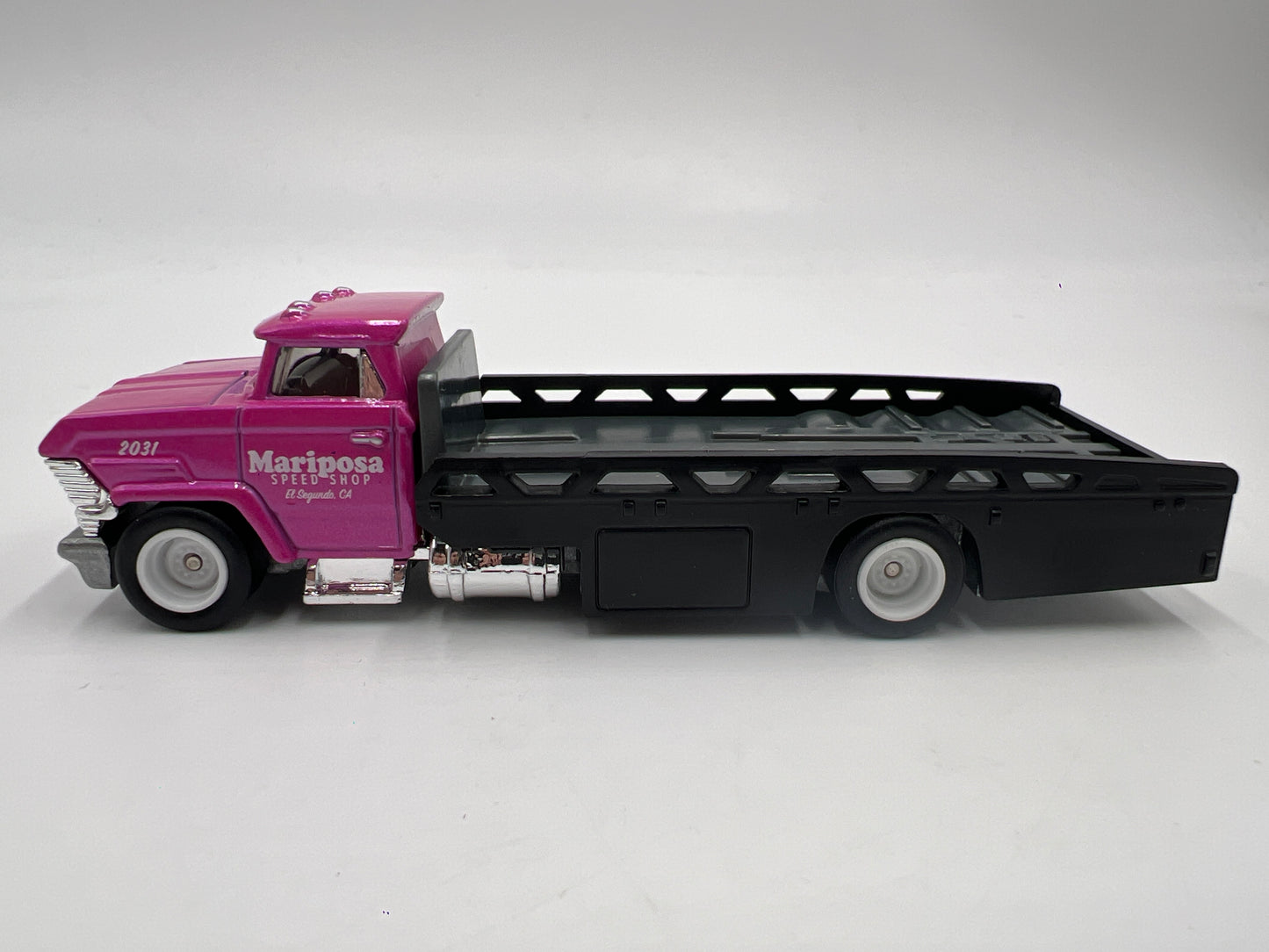 Hot Wheels 1/64 Premium Team Transport #25 68 Dodge Dart & Horizon Hauler Pink Loose