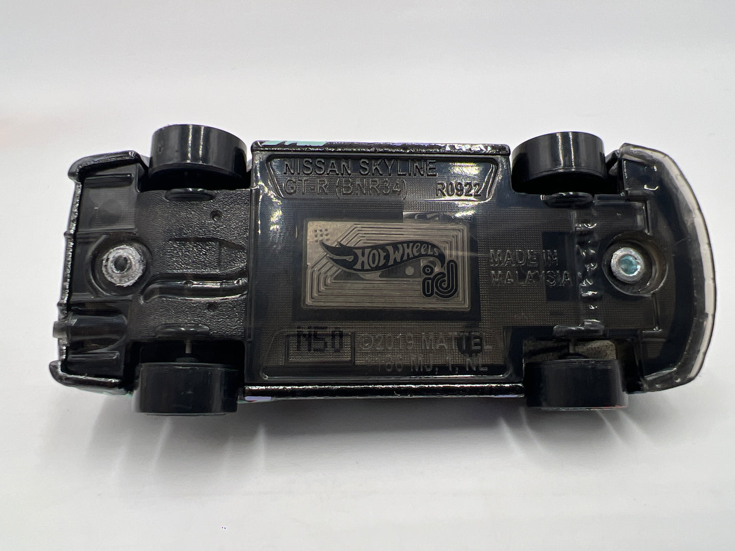 Hot Wheels iD Speed Graphics Series 2 #3 Nissan Skyline GT-R BNR34 HKS Opened