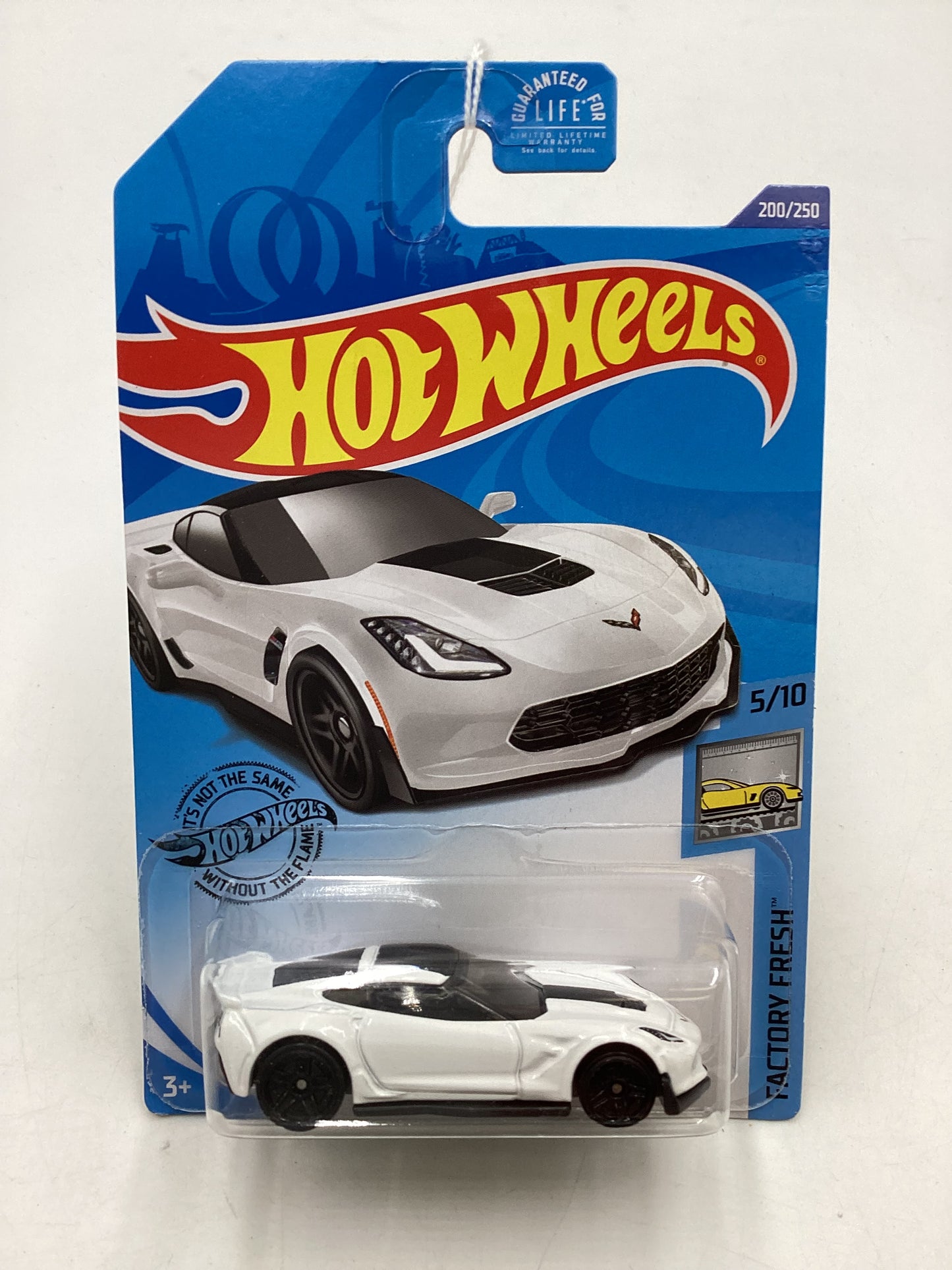 2020 Hot Wheels #200 Corvette C7 Z06 White 8i