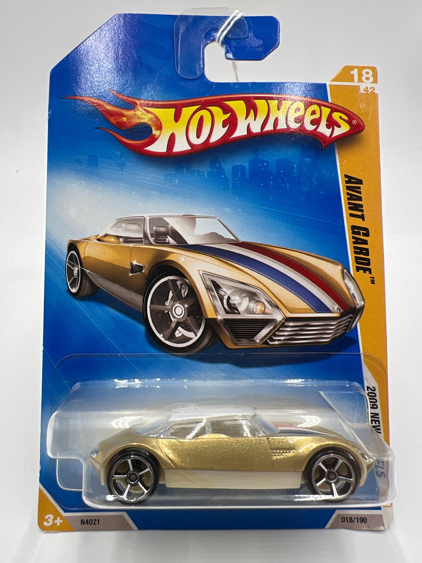 2009 Hot Wheels New Models #18 Avant Garde Gold AA7