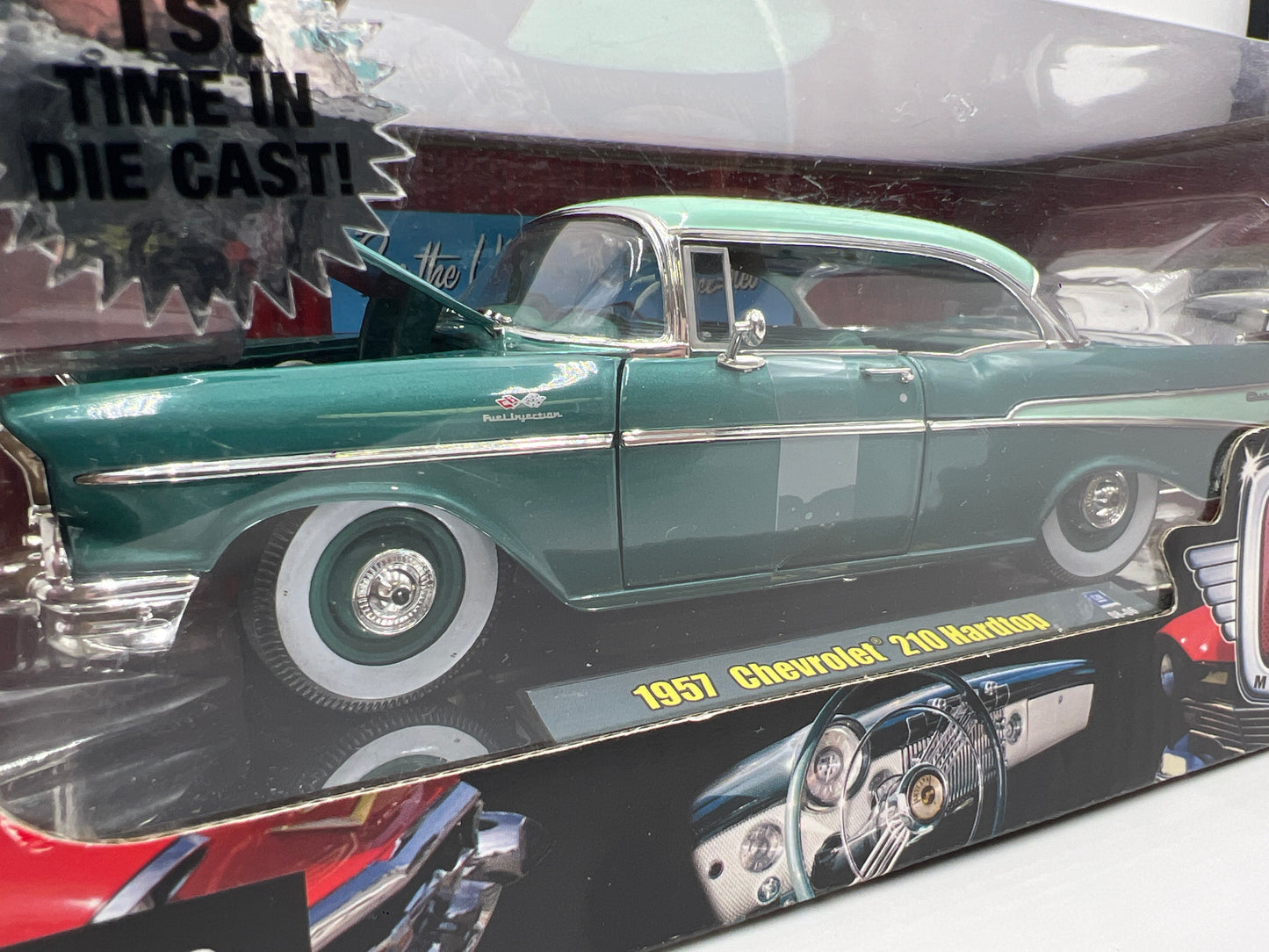 M2 Machines 1/24 CHASE? Auto-Thentics 1957 Chevrolet 210 Hardtop Green 08-06 VHTF