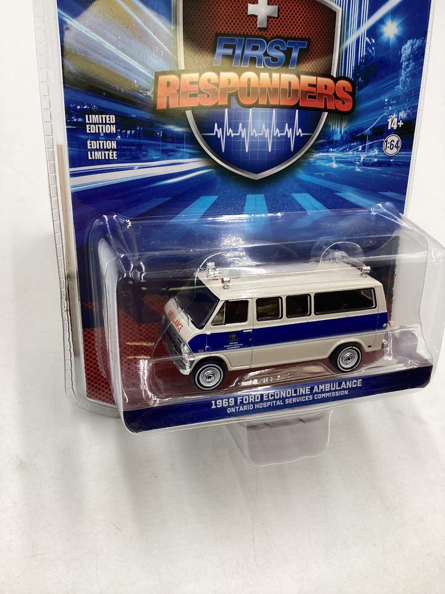 Greenlight First Responders Series 1 1969 Ford Econoline Ambulance Ontario Hospital Services Commission 176H