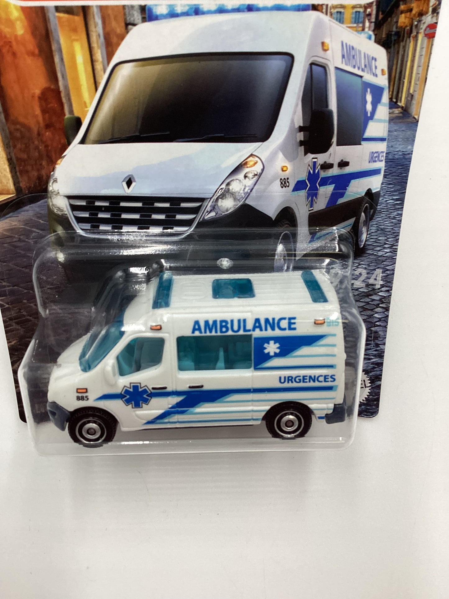 2024 Matchbox European Streets #19 Renault Master Ambulance White 165G