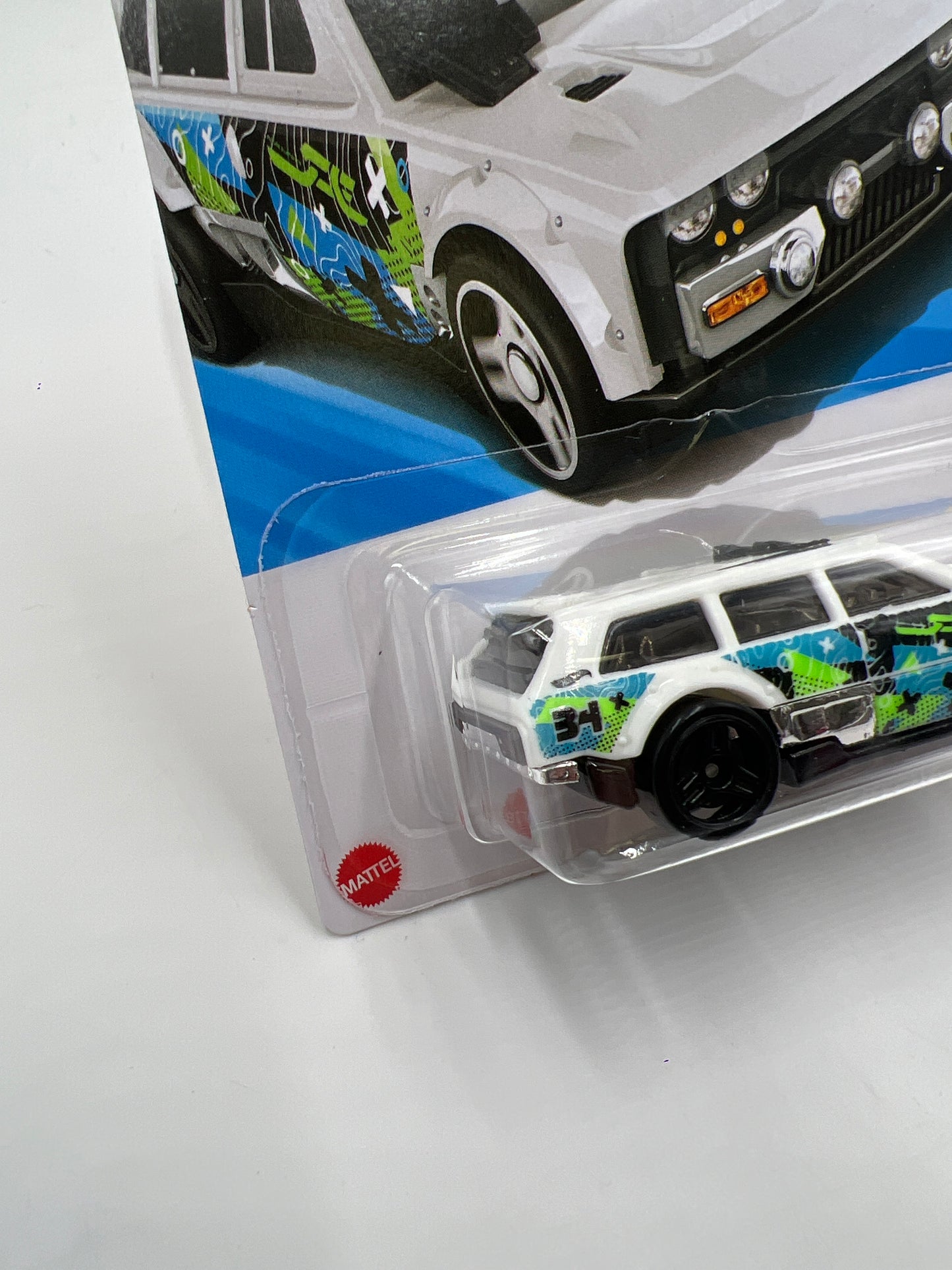 2025 Hot Wheels J Case HW Wagons #184 Track Dwagon White 67E