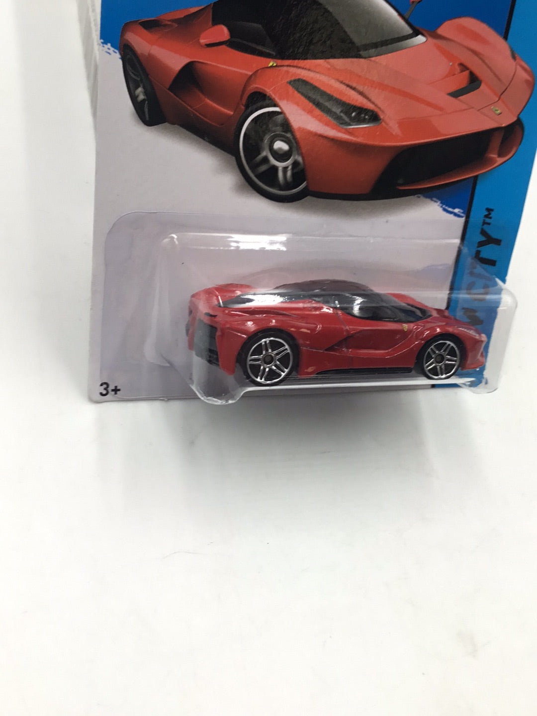 2014 hot wheels #38 Laferrari w/Protector