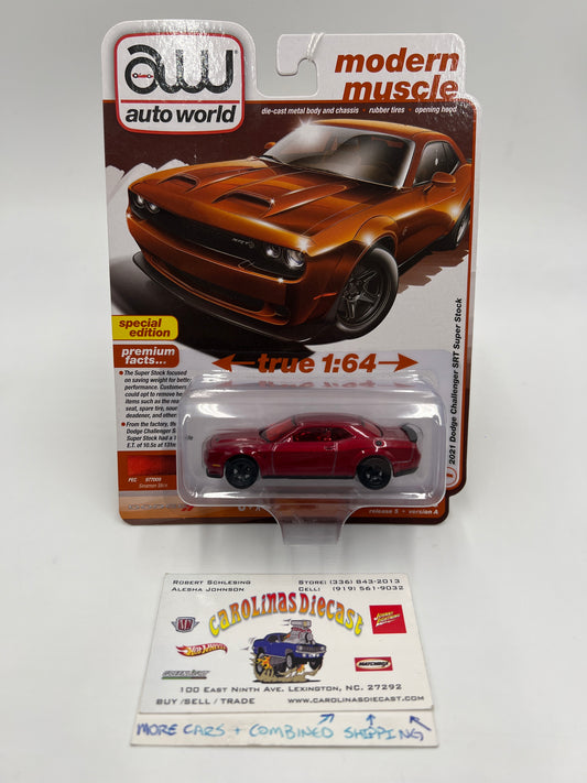 Auto World Modern Muscle Release 5 Version A CHASE 2021 Dodge Challenger SRT Super Stock Red Ultra Red