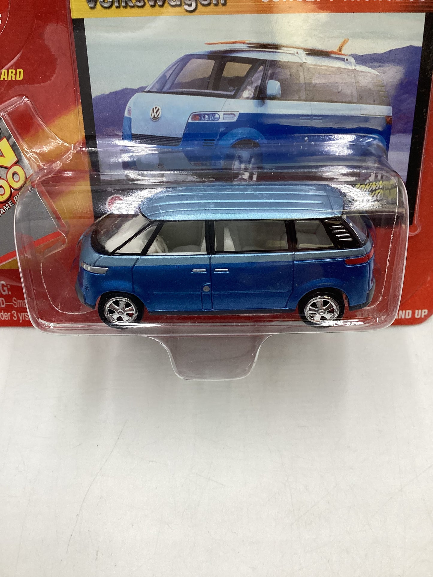 Johnny Lightning Volkswagen Microbus Concept Blue 220G